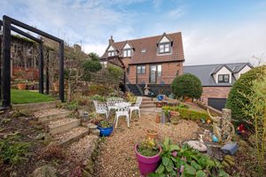 Photo 27- click for photo gallery